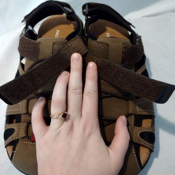 Sandals_&_Flip_Flops